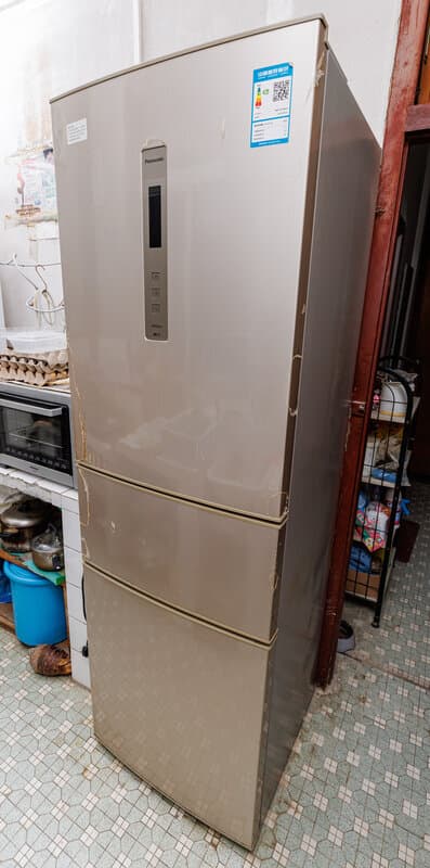 Mini Geladeira Consul 80L 110V